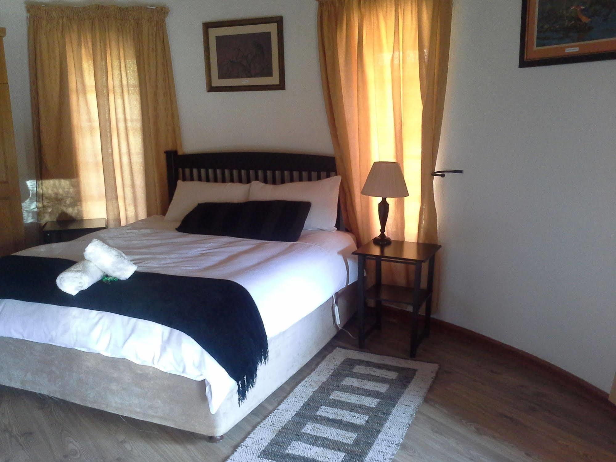 Bird Haven Guesthouse Hlotse Dış mekan fotoğraf